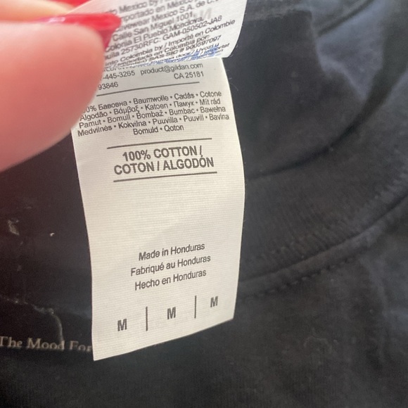 Men’s soft style Gildian medium Slash red & black drip T-shirt - Picture 3 of 7